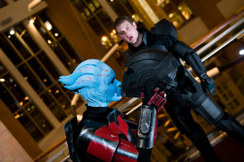 Illustration for article titled This Is Not A Borderlands 2 Screenshot. It Is, Somehow, Cosplay.